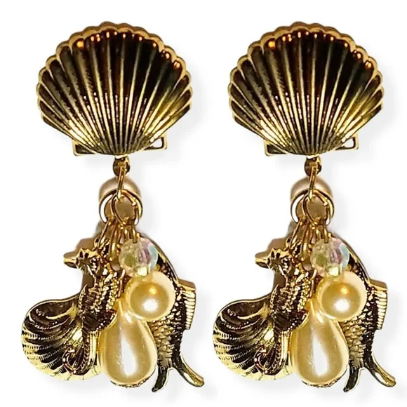 Gold Vintage Nautical Shell Beachy Dangle Earrings with Seahorse - Picture 1 of 2